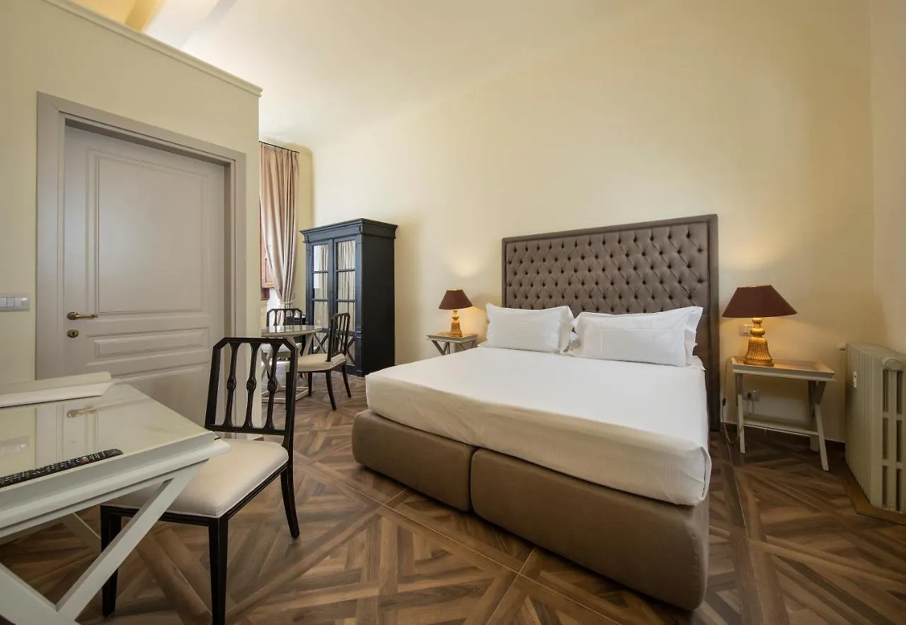 Palazzo Martellini Residenza D'Epoca Aparthotel Florence