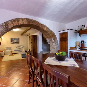 Esclusiva Dimora Storica: Medieval Heart Retreat , Castelsardo Italy